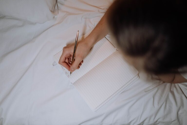 Beginner Guide to Journaling Every Day: Tips for a Lasting Habit